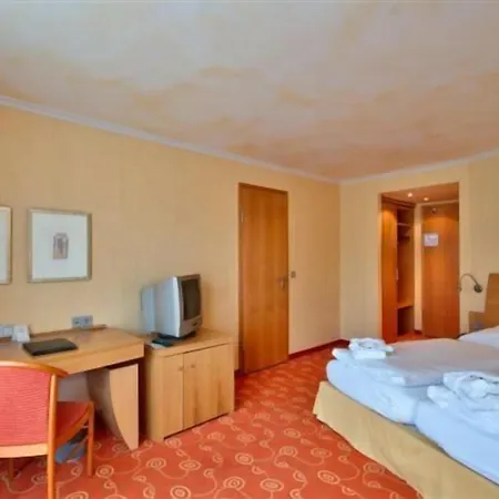 Отель Vital Westfalen Therme Wellness &